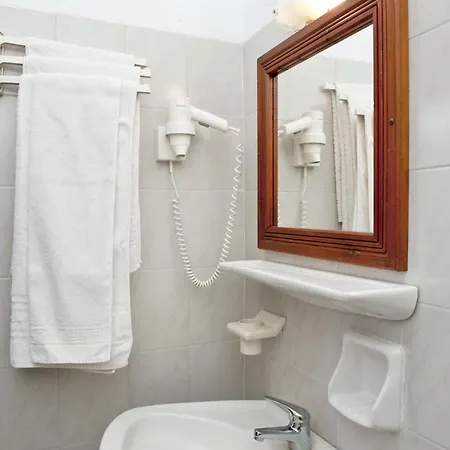 Kallisti אורמוס פנגיאס