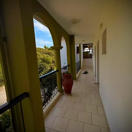Kallisti Appartement *